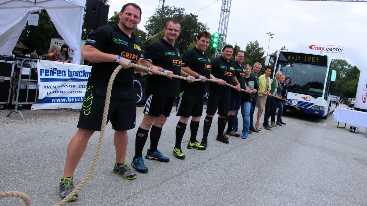 O Fotomagazin /  Austrian open Buspulling 2015 in Wels